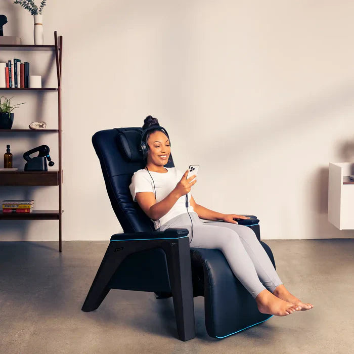 Therabody Lounger Massage Chair-The Racquet Shop-Shop Online in UAE, Saudi Arabia, Kuwait, Oman, Bahrain and Qatar