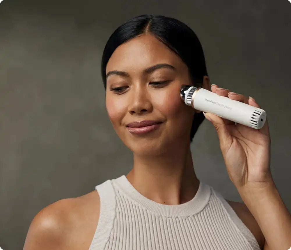 Therabody TheraFace Depuffing Wand-The Racquet Shop-Shop Online in UAE, Saudi Arabia, Kuwait, Oman, Bahrain and Qatar